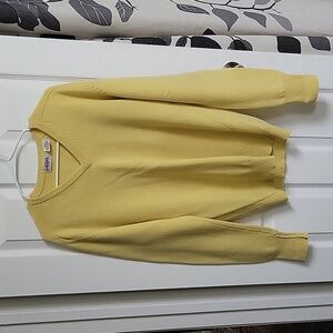 Vintage Piccadilly Yellow 100% Australian Lambswool Sweater